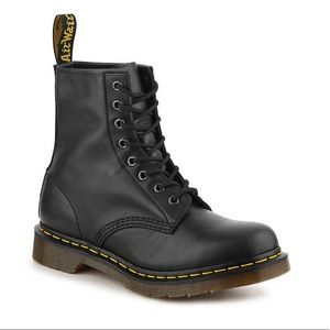 Doc Martens 1460 Smooth Leather Combat Boots